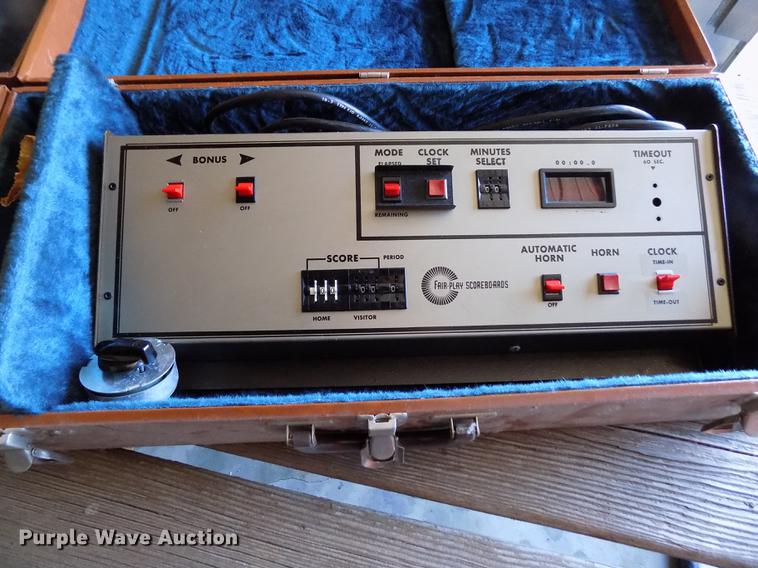 image for item DB9064 (2) Fair Play basketball scoreboards