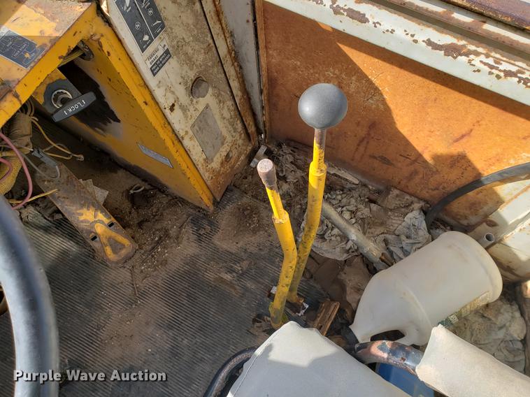 image for item DB9377 1978 International 515 wheel loader