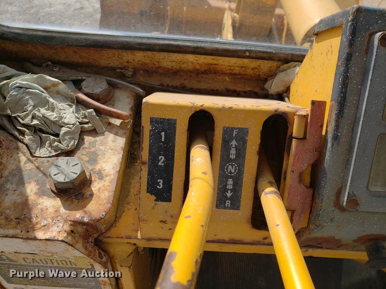 image for item DB9377 1978 International 515 wheel loader