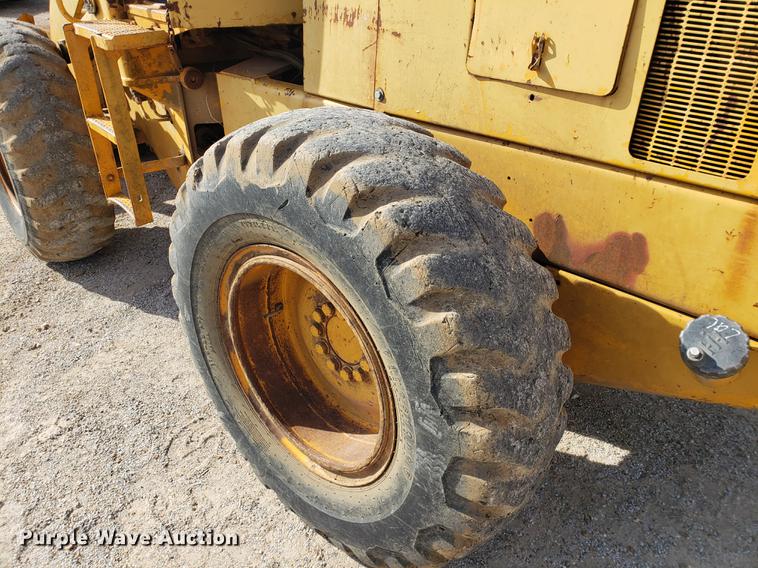 image for item DB9377 1978 International 515 wheel loader