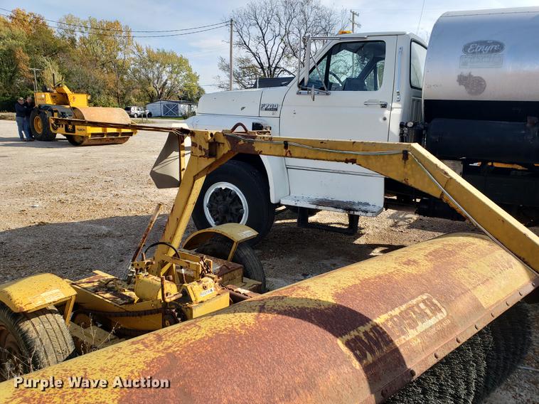 image for item DB9379 Sweepster TD96 broom