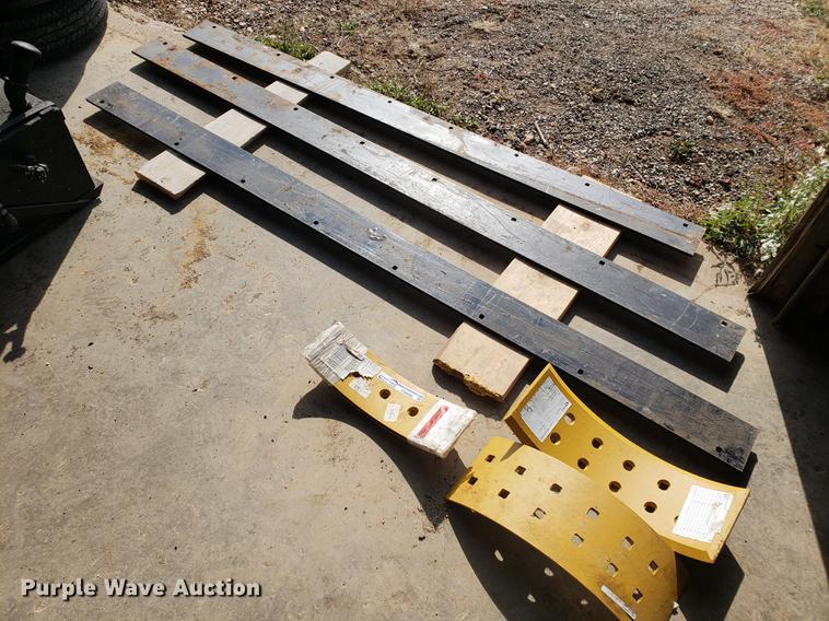 image for item DB9382 Cutting edges