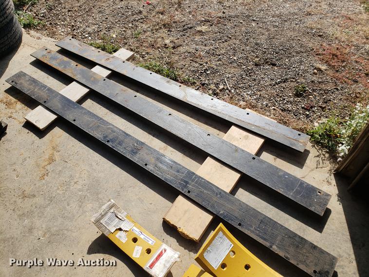 image for item DB9382 Cutting edges