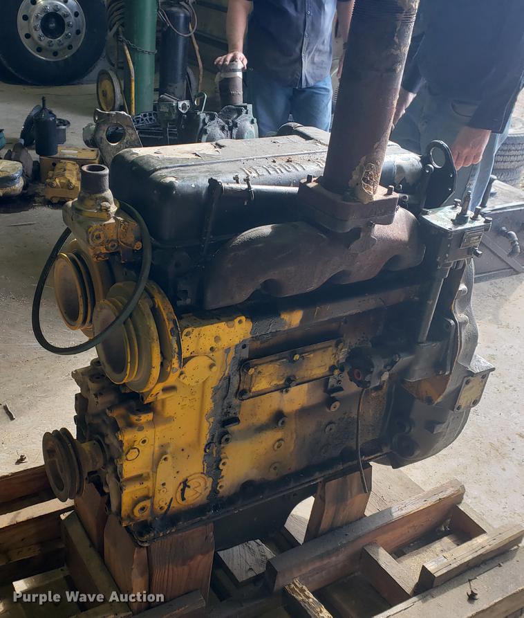 image for item DB9383 (2) Detroit Diesel 6V53 engine blocks