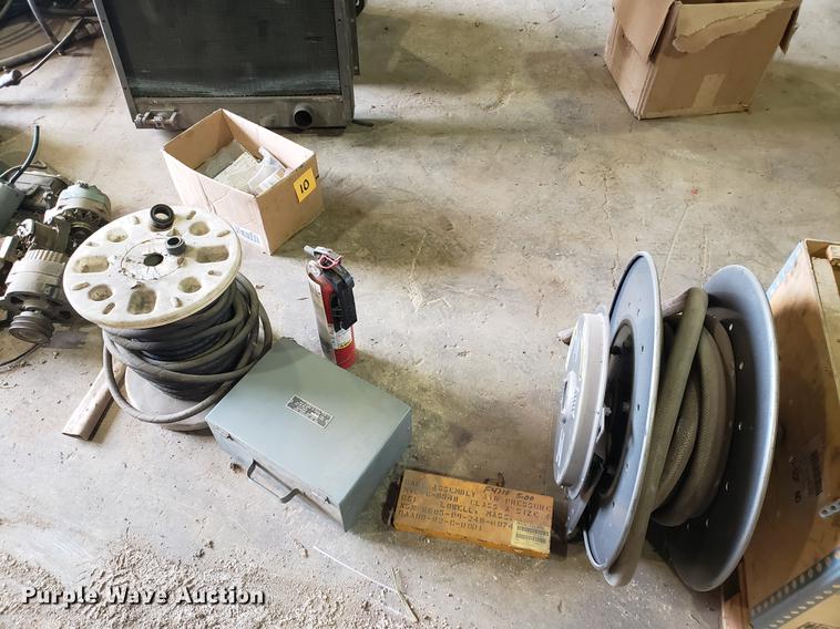 image for item DB9385 Tools