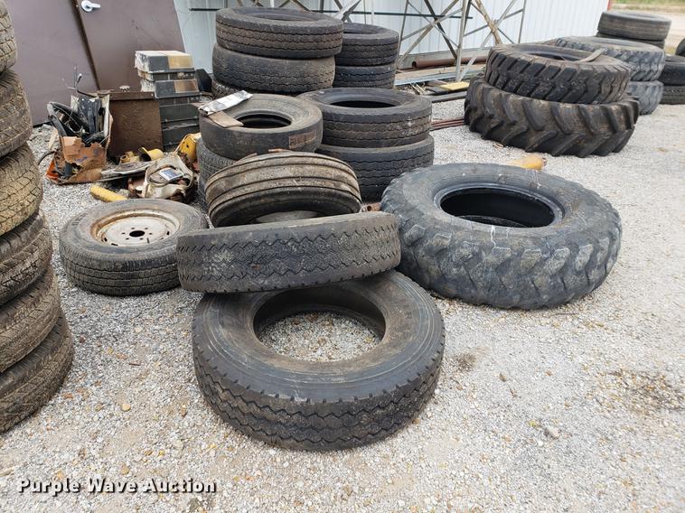 image for item DB9388 Tires and wheels