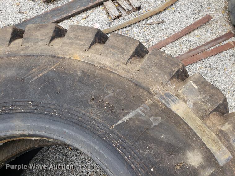 image for item DB9388 Tires and wheels