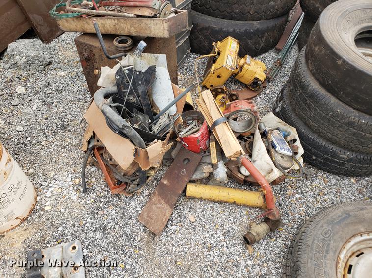 image for item DB9390 Tools