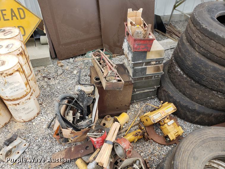 image for item DB9390 Tools