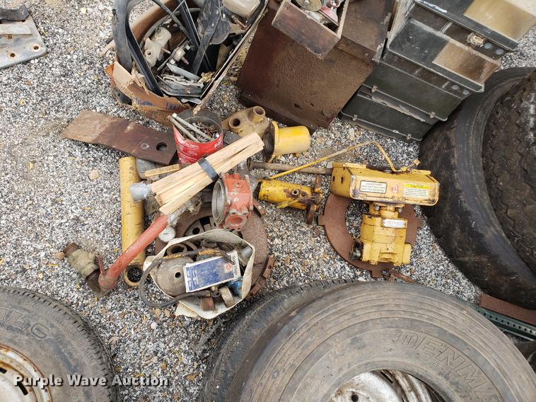 image for item DB9390 Tools