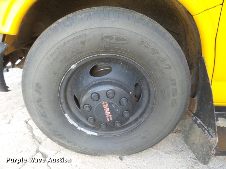 image for item DC3779 2001 GMC Savana G3500 Cargo Thomas school bus