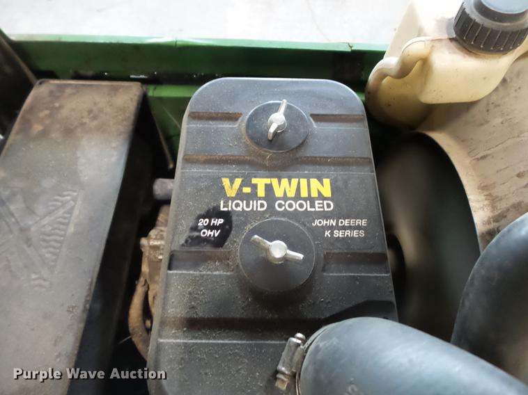 image for item DD2433 1998 John Deere 425 lawn mower