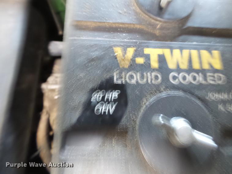 image for item DD2433 1998 John Deere 425 lawn mower