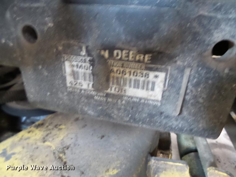 image for item DD2433 1998 John Deere 425 lawn mower