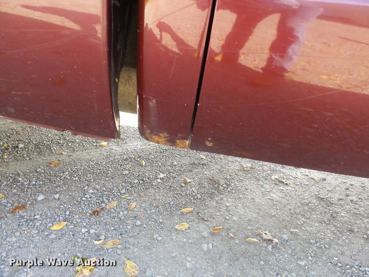 image for item DD2457 2004 Ford F250 Super Duty SuperCab pickup truck