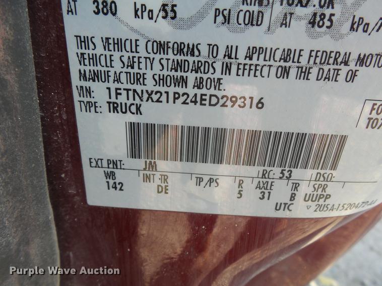 image for item DD2457 2004 Ford F250 Super Duty SuperCab pickup truck