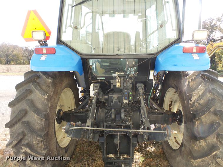 image for item DD2458 2004 New Holland TM120 tractor