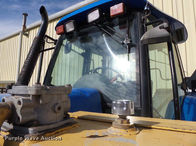 image for item DD2458 2004 New Holland TM120 tractor