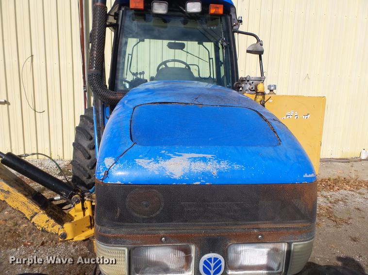 image for item DD2458 2004 New Holland TM120 tractor