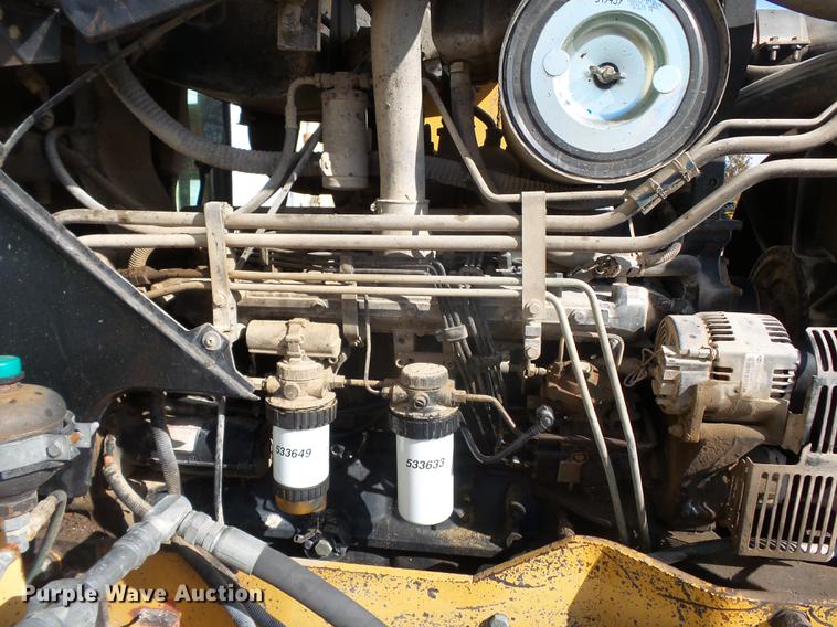 image for item DD2458 2004 New Holland TM120 tractor