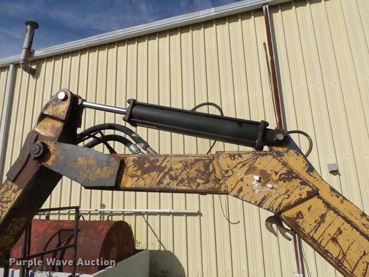 image for item DD2458 2004 New Holland TM120 tractor