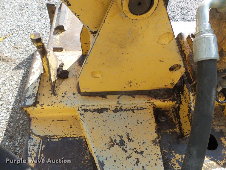 image for item DD2458 2004 New Holland TM120 tractor