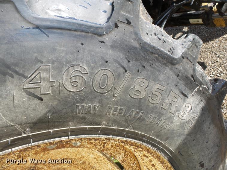 image for item DD2458 2004 New Holland TM120 tractor