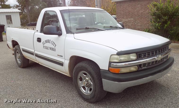 image for item DD3491 1999 Chevrolet Silverado 1500 pickup truck