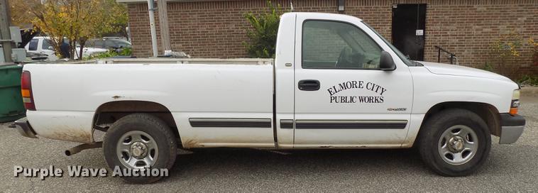 image for item DD3491 1999 Chevrolet Silverado 1500 pickup truck