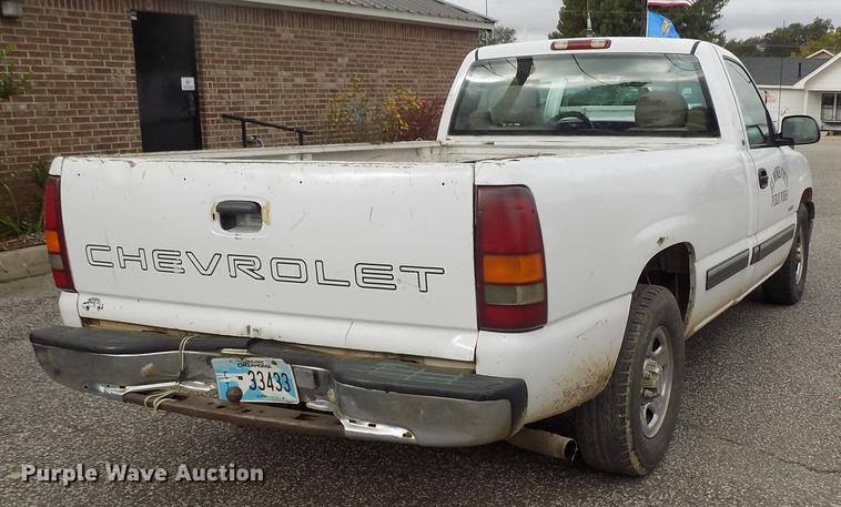 image for item DD3491 1999 Chevrolet Silverado 1500 pickup truck