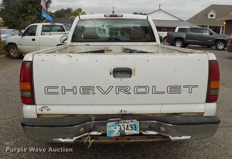 image for item DD3491 1999 Chevrolet Silverado 1500 pickup truck