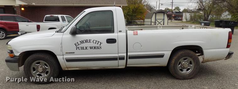 image for item DD3491 1999 Chevrolet Silverado 1500 pickup truck