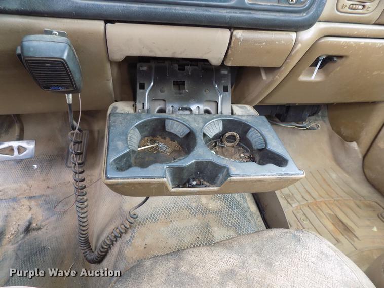 image for item DD3491 1999 Chevrolet Silverado 1500 pickup truck