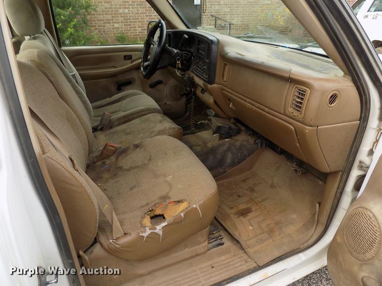 image for item DD3491 1999 Chevrolet Silverado 1500 pickup truck