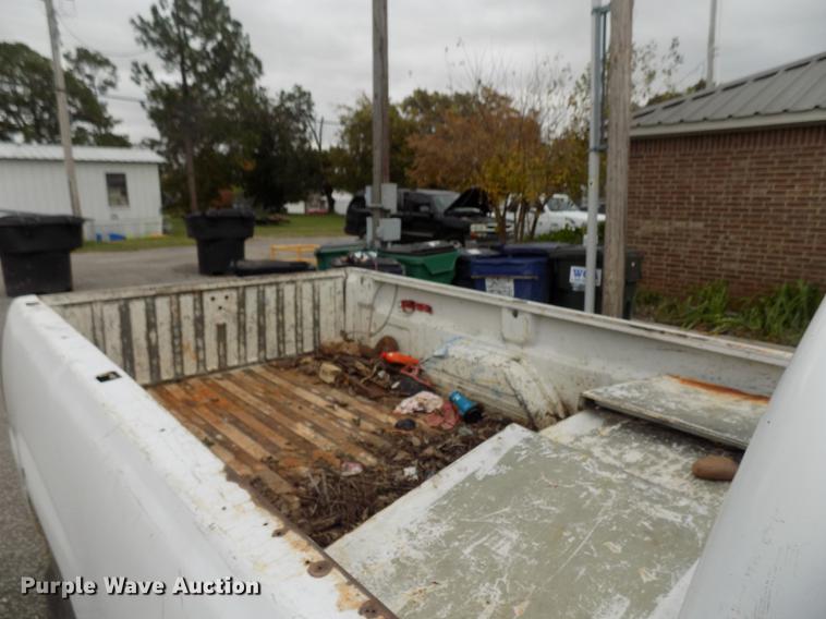 image for item DD3491 1999 Chevrolet Silverado 1500 pickup truck