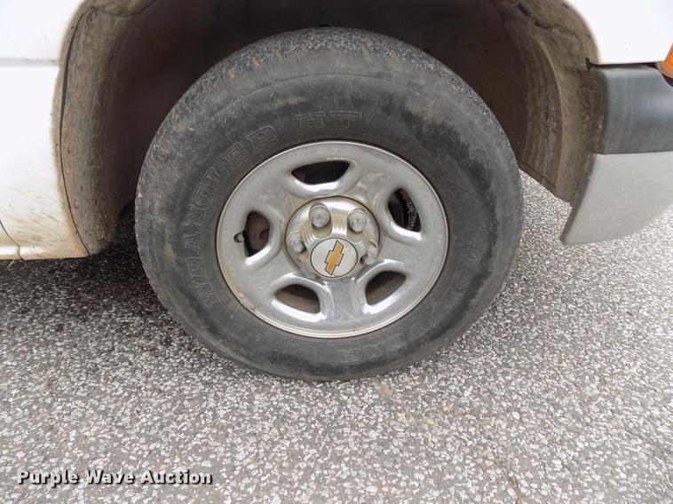 image for item DD3491 1999 Chevrolet Silverado 1500 pickup truck