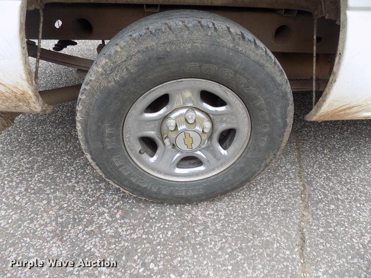 image for item DD3491 1999 Chevrolet Silverado 1500 pickup truck