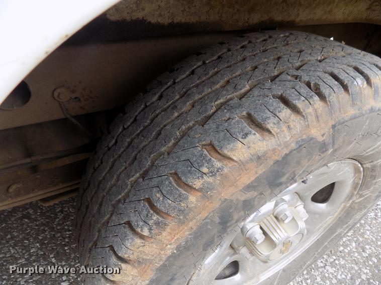 image for item DD3491 1999 Chevrolet Silverado 1500 pickup truck