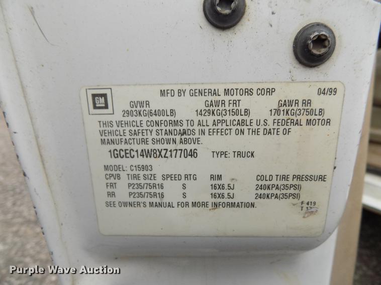 image for item DD3491 1999 Chevrolet Silverado 1500 pickup truck