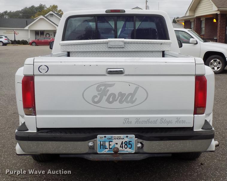 image for item DD3492 1994 Ford F150 SuperCab pickup truck