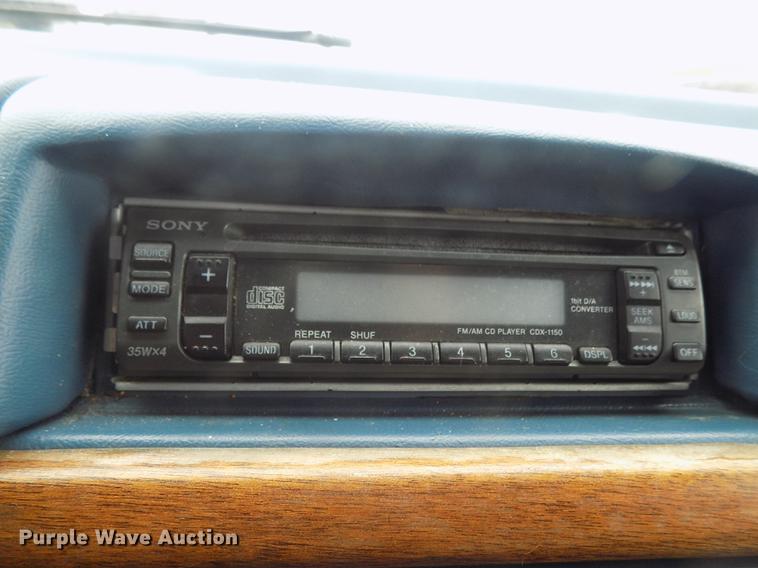 image for item DD3492 1994 Ford F150 SuperCab pickup truck