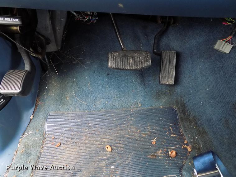 image for item DD3492 1994 Ford F150 SuperCab pickup truck