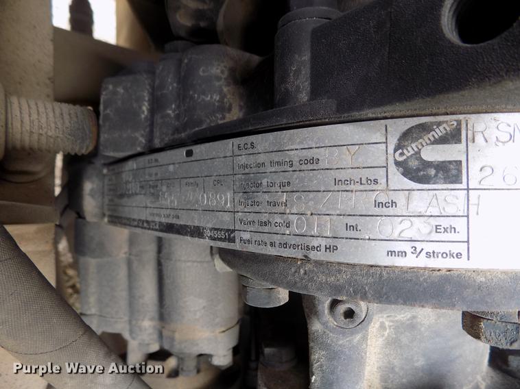 image for item DD3493 1983 Am General M-915-A1 semi truck