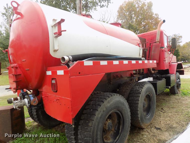image for item DD3494 1985 Am General truck cab and chassis