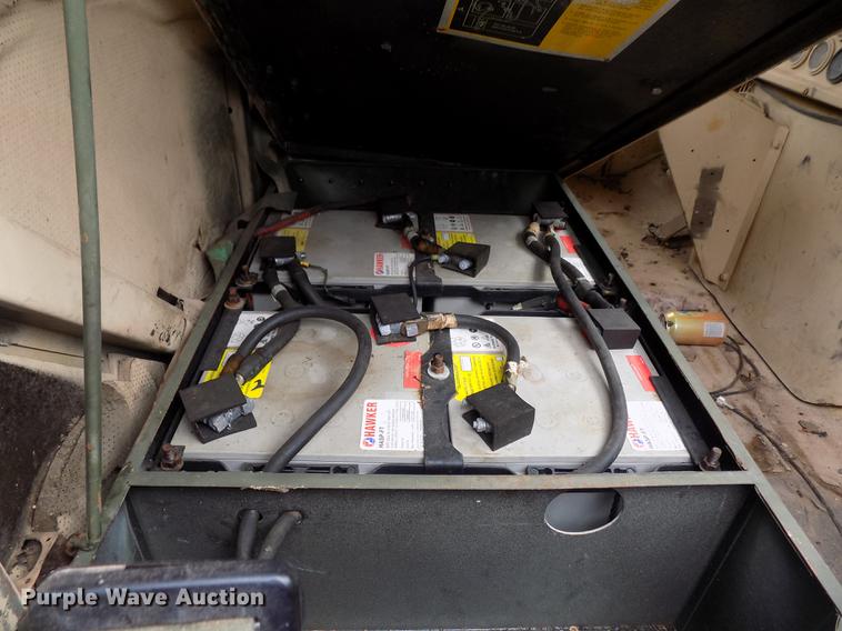 image for item DD3494 1985 Am General truck cab and chassis