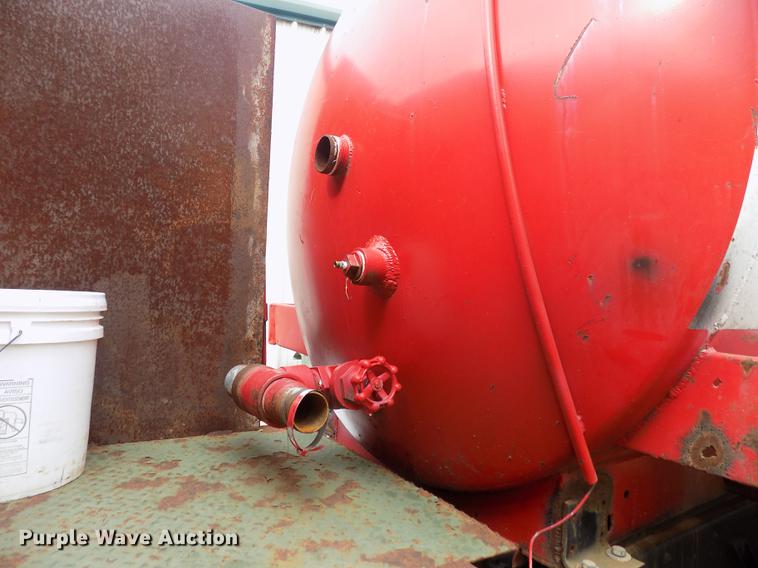 image for item DD3494 1985 Am General truck cab and chassis