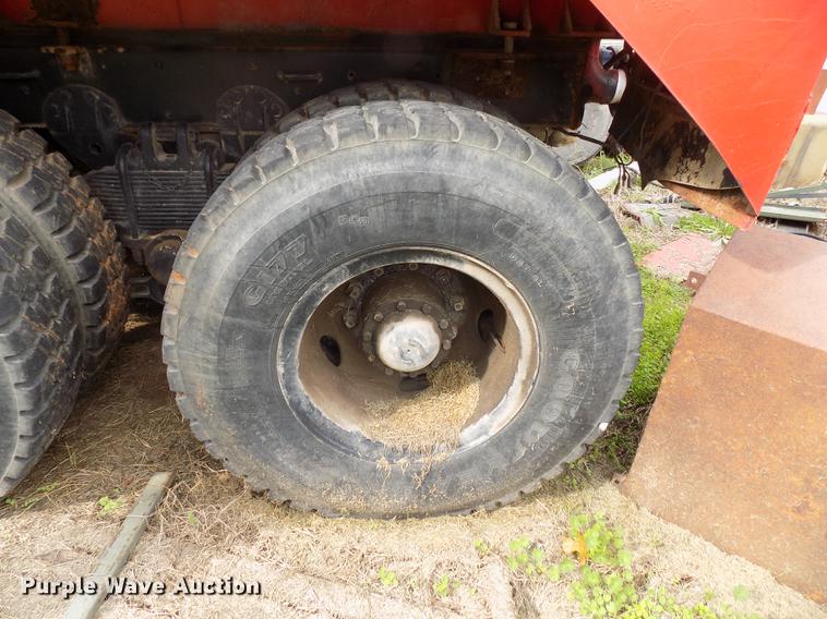 image for item DD3494 1985 Am General truck cab and chassis