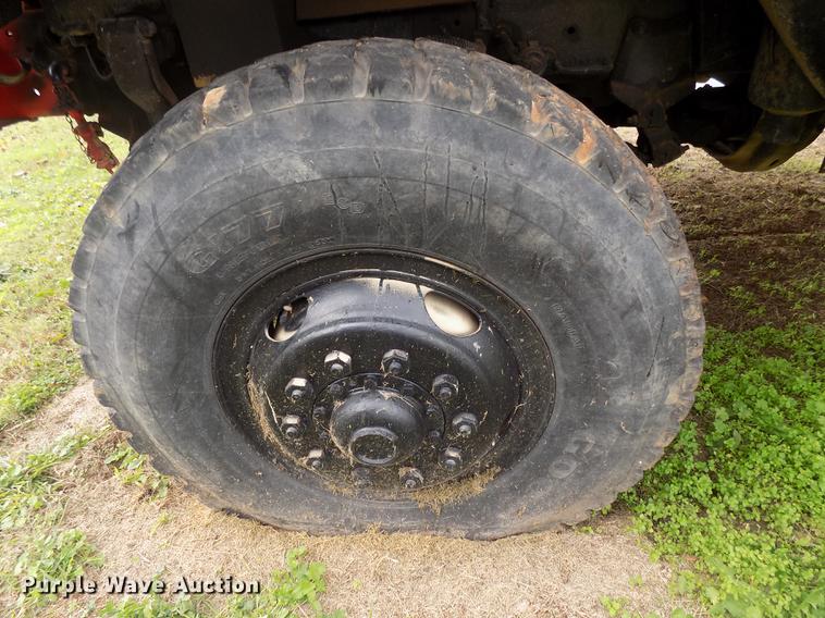 image for item DD3494 1985 Am General truck cab and chassis