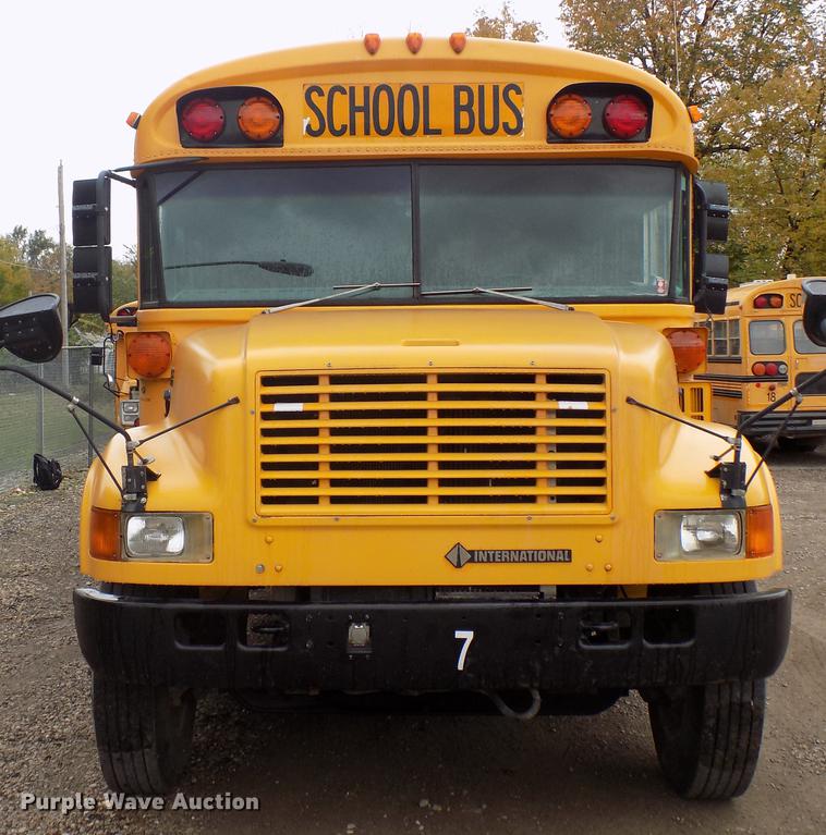 image for item DD3496 1999 Blue Bird 3800 school bus