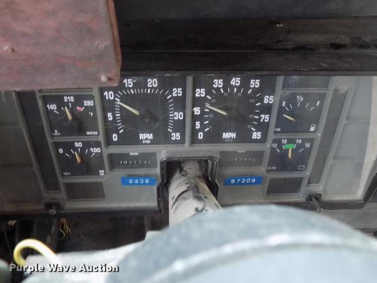 image for item DD3496 1999 Blue Bird 3800 school bus